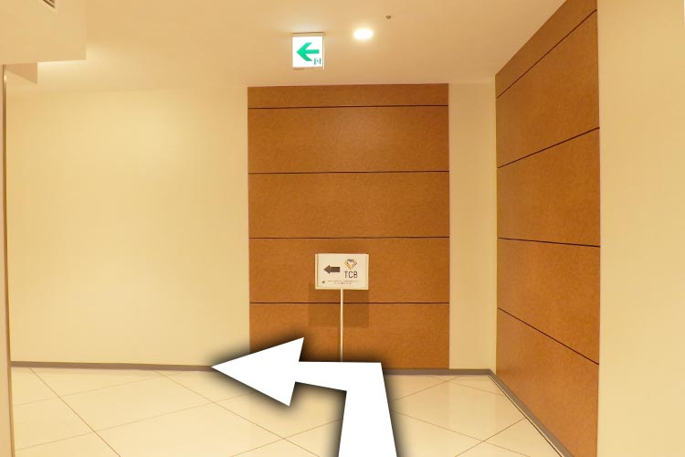 TCB様の看板を目印に左折します